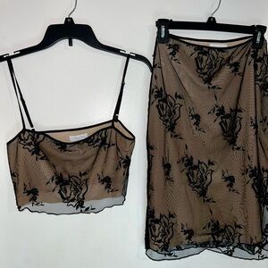 Beautiful Two Piece Set Size XS Black lace and mesh over tan